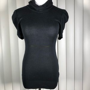 DONATED Short sleeve ruffle turtleneck thin sweater top